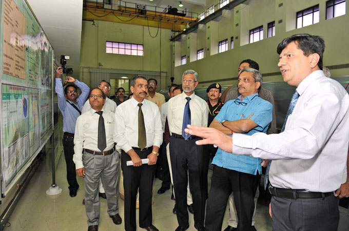 Shri Manohar Parrikar, honourable Defence Minister visited BrahMos Complex, Hyderabad on 7 Feb 2015